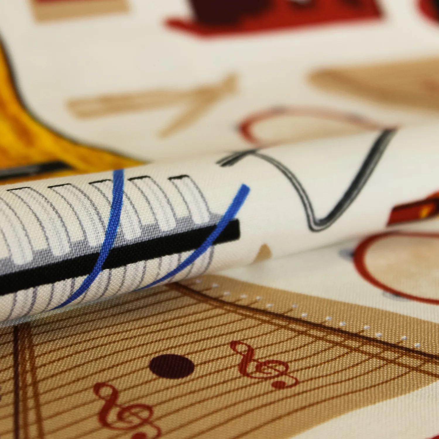 Katoen wit met muziekinstrumenten